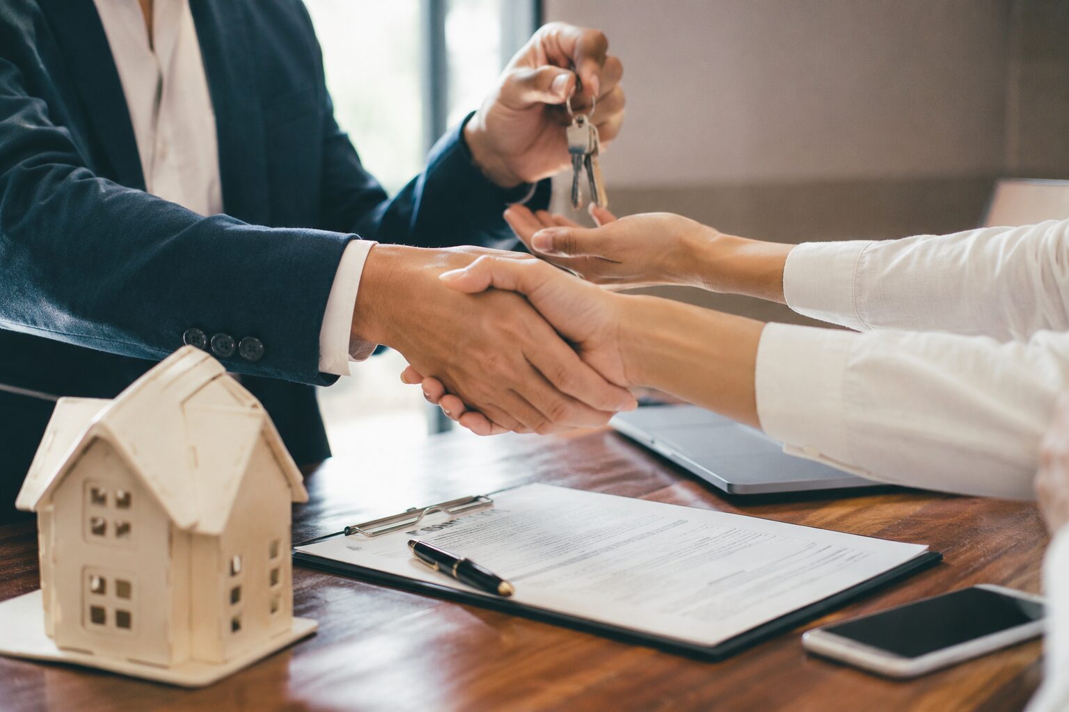 A quale Agenzia Immobiliare affidarsi a Viganello? - Simone Perez Consulente Immobiliare